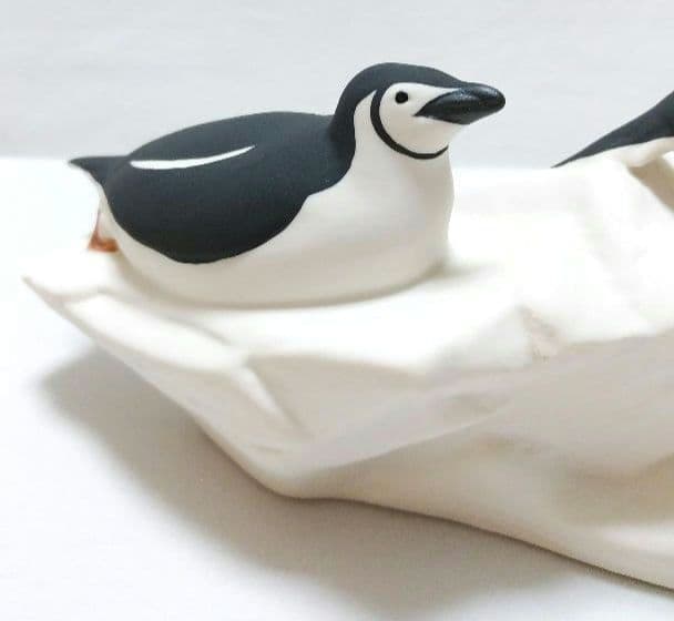 ペンギン 北欧デザイン300個限定ペンギン置物❤︎スコットランド陶器/数量限定品