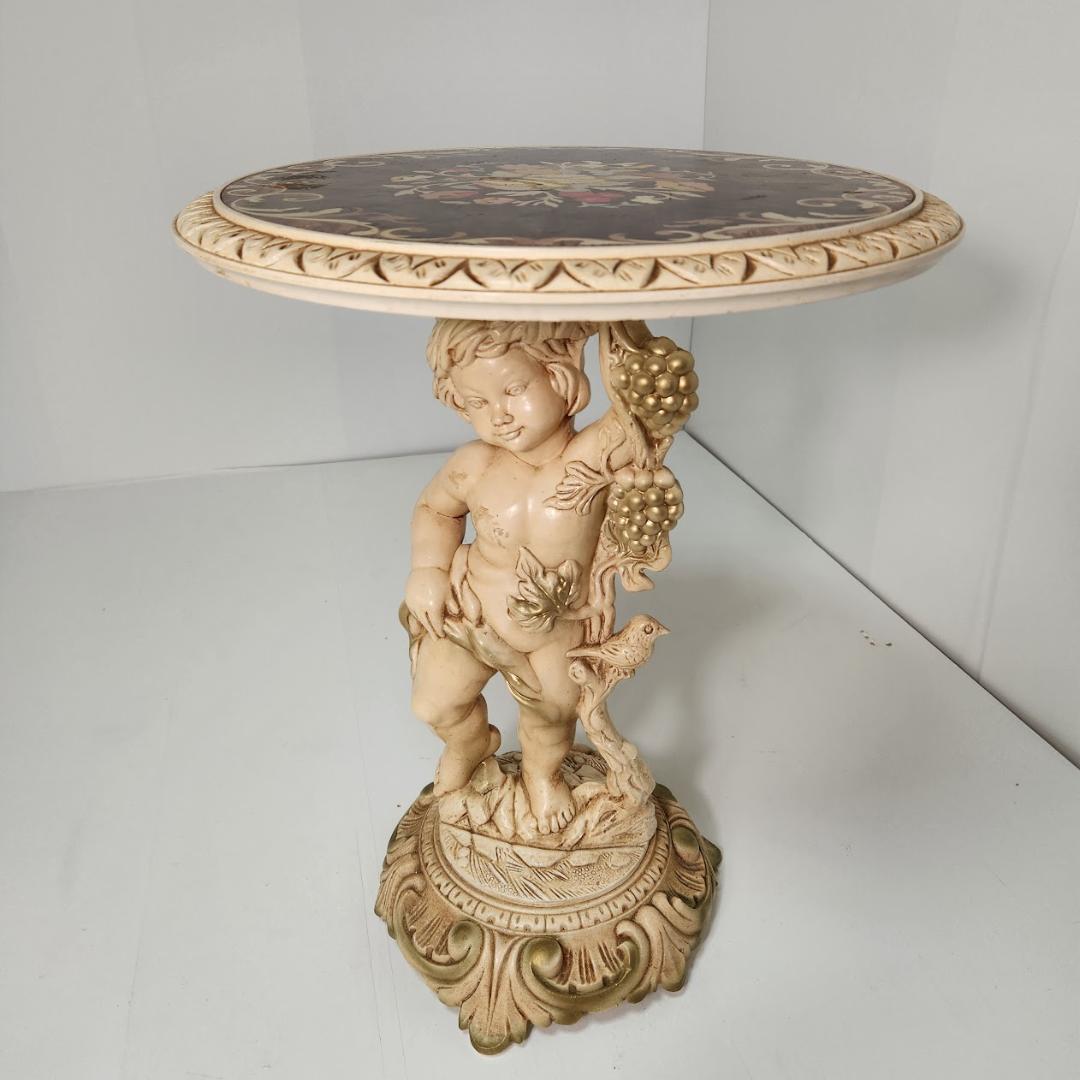 天使のテーブル　西洋アンティーク調　サイドテーブル　花台飾り台　天使の飾り台