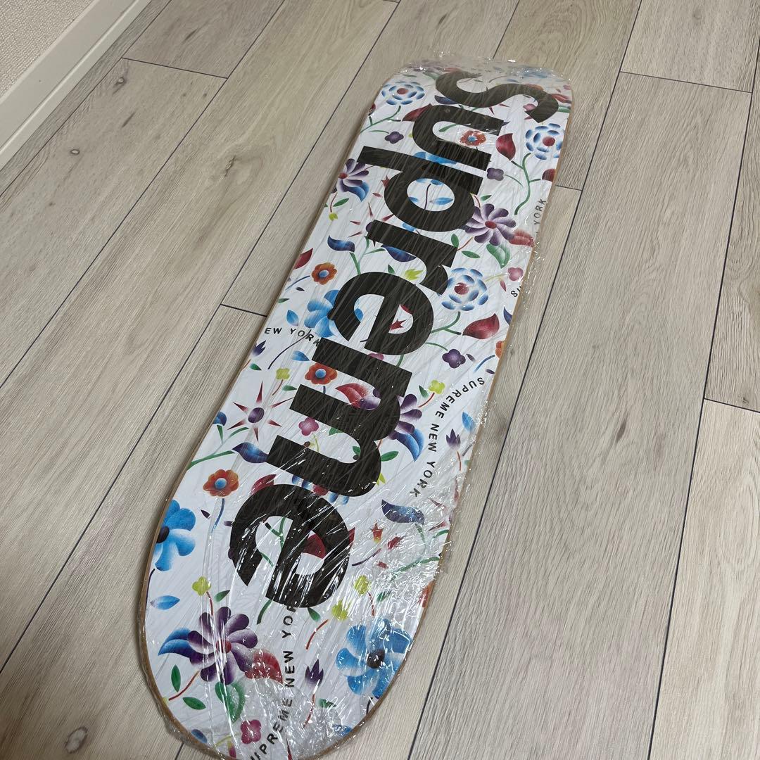 スケートボード Supreme Airbrushed Floral Skateboard