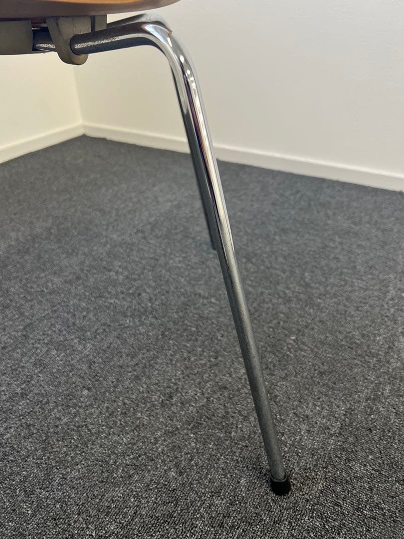 アルネヤコブセン アントチェア1脚【管理番号:A】