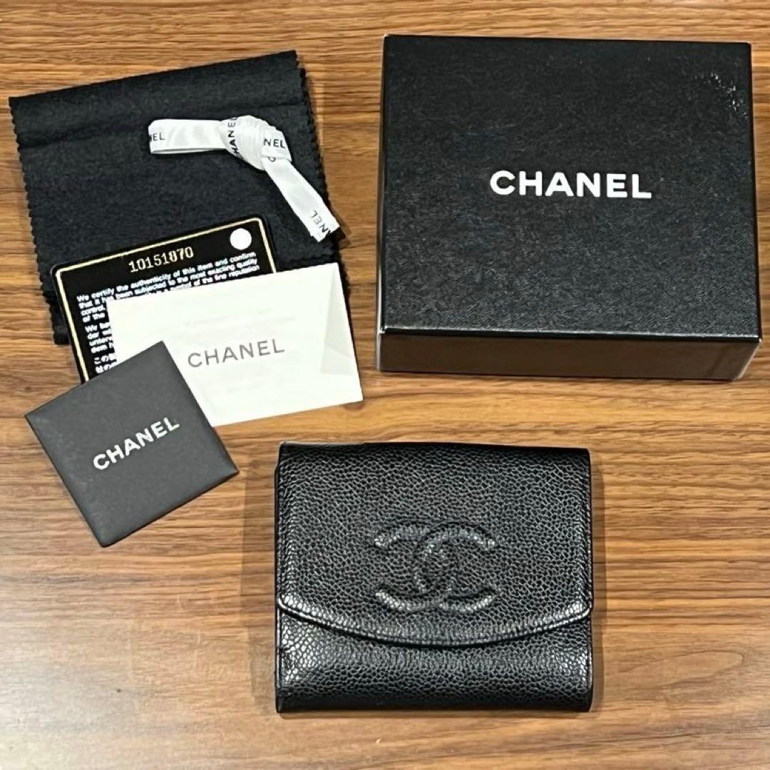 CHANEL-シャネル-キャビアスキン 折り財布 ココマーク ブラック