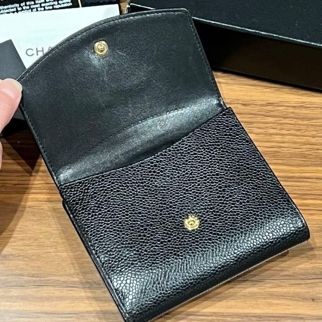 CHANEL-シャネル-キャビアスキン 折り財布 ココマーク ブラック