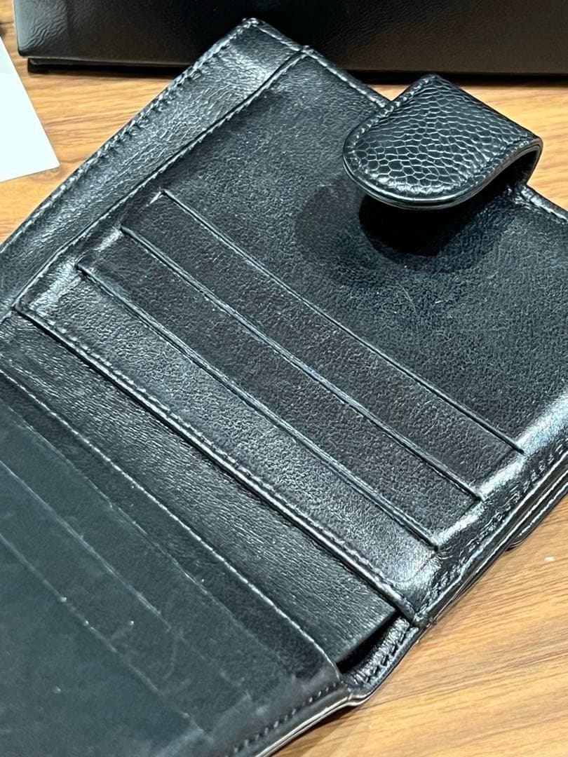 CHANEL-シャネル-キャビアスキン 折り財布 ココマーク ブラック