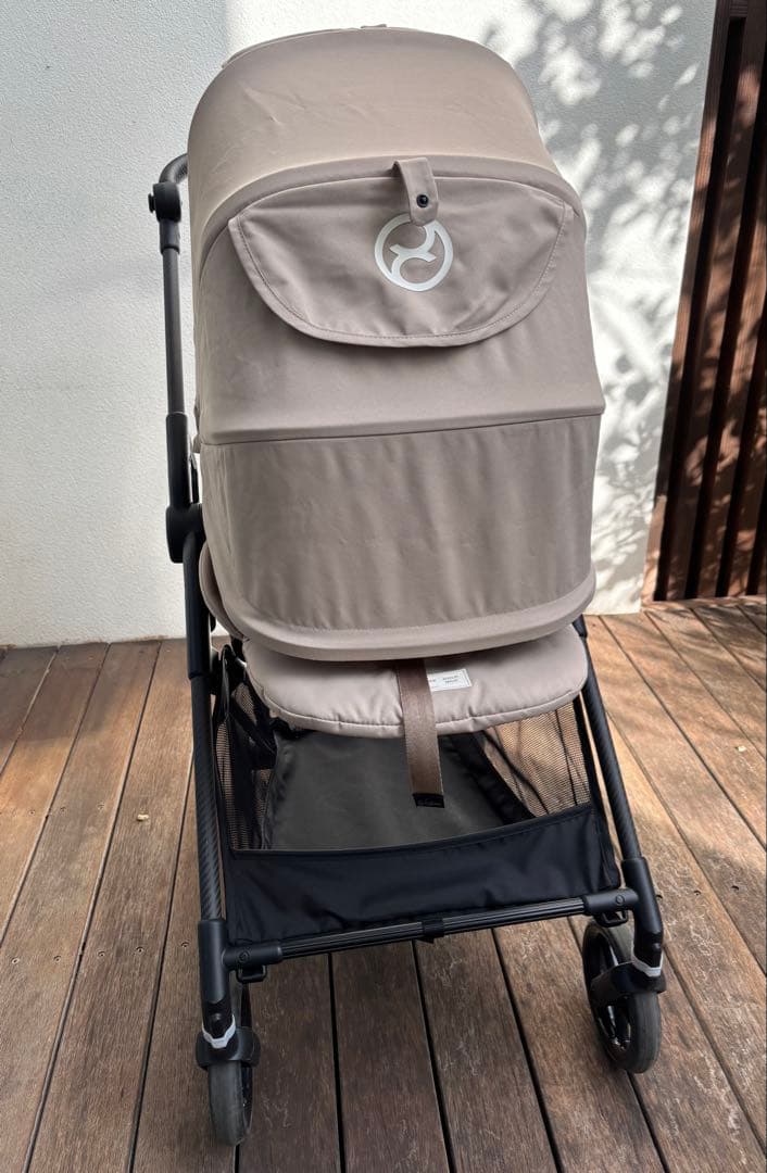 【売約済】ベビーカー Cybex Melio Carbon 2024