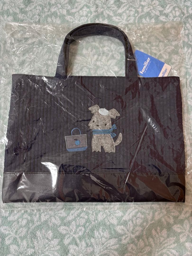 ファミリア　ピオヌンナル　トートバッグ　MILK