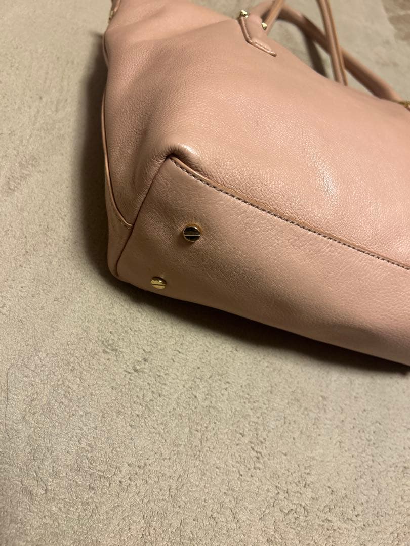 トリーバーチピンクレザー トートバッグ タッセル付き お値引