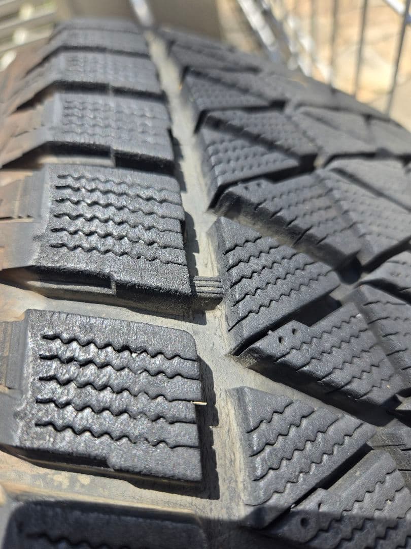 235/55/R18 スタッドレス ブリジストン ブリザック 4本セット