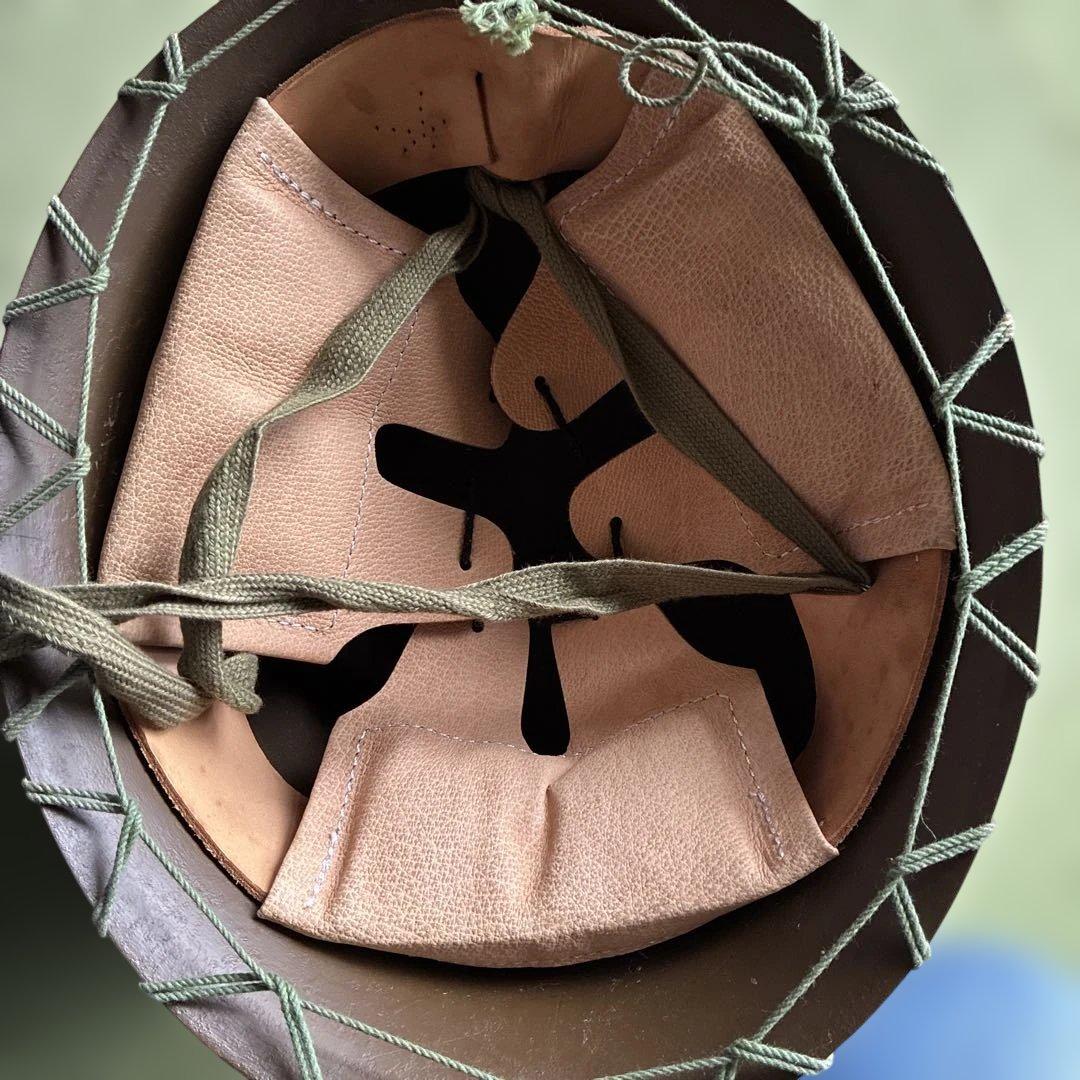 ヘルメット　ミリタリー