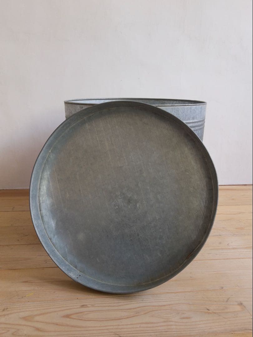 缶　収納缶　トタン製　大型　2個セット　インテリア古道具　古家具　アンティーク