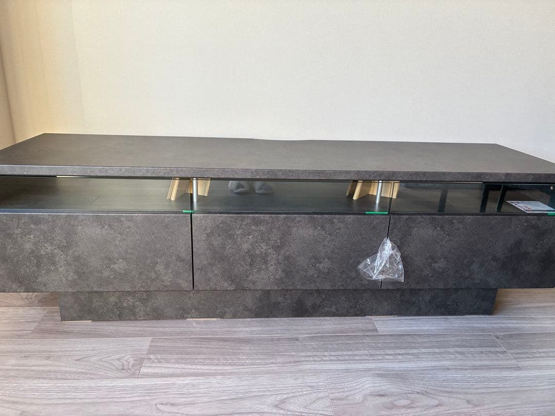 パモウナ　Pamouna RD テレビボード セラミカネロ　新品　【２月末まで】