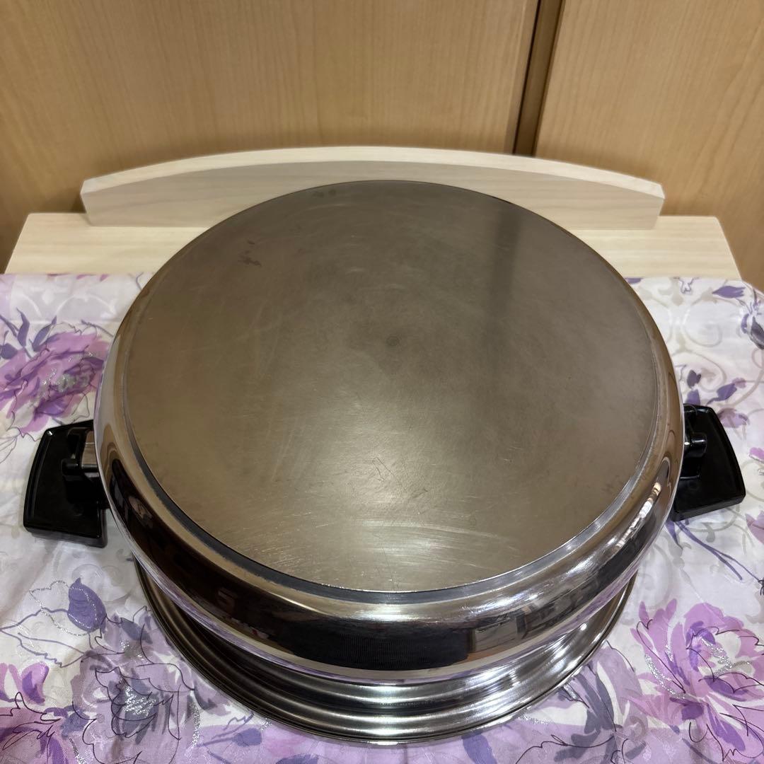 本日限定特価❣️美品ロイヤルクィーン　両手鍋　6コート（IH対応）蓋付き