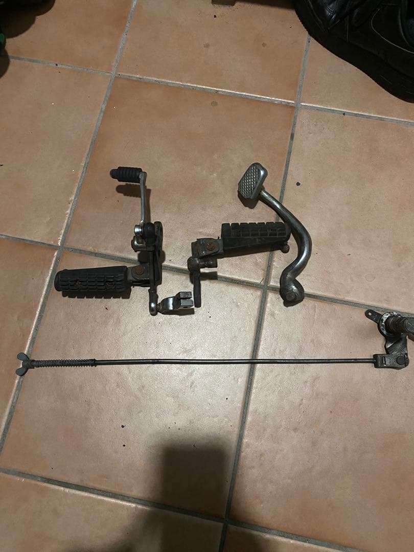 sr400 純正バックステップ