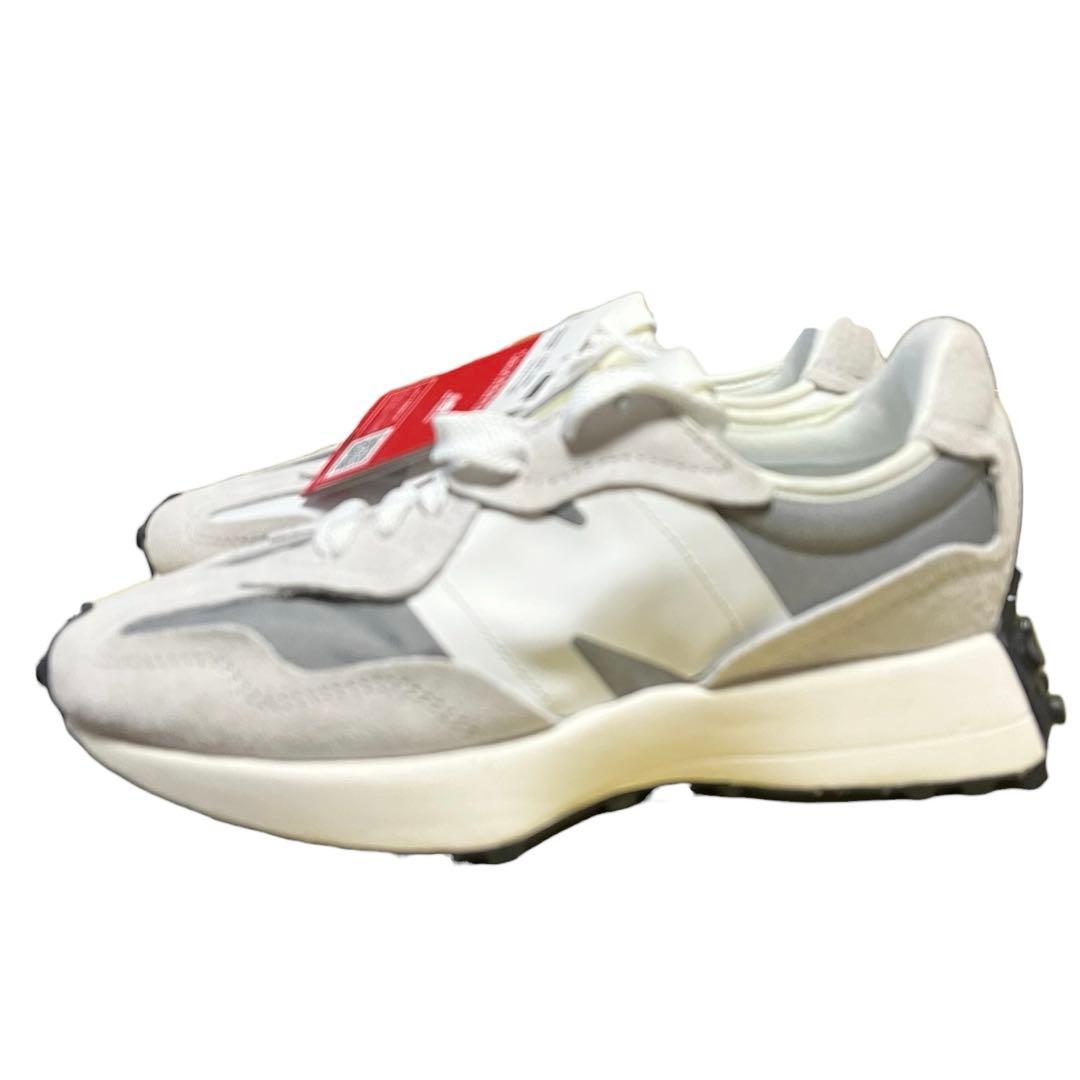 ニューバランス　327 グレー　ホワイト　24.0 新品　未使用品