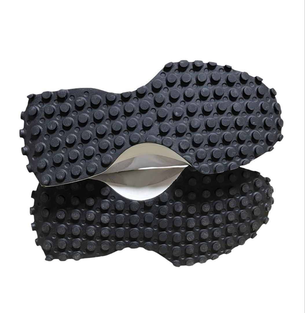 ニューバランス　327 グレー　ホワイト　24.0 新品　未使用品