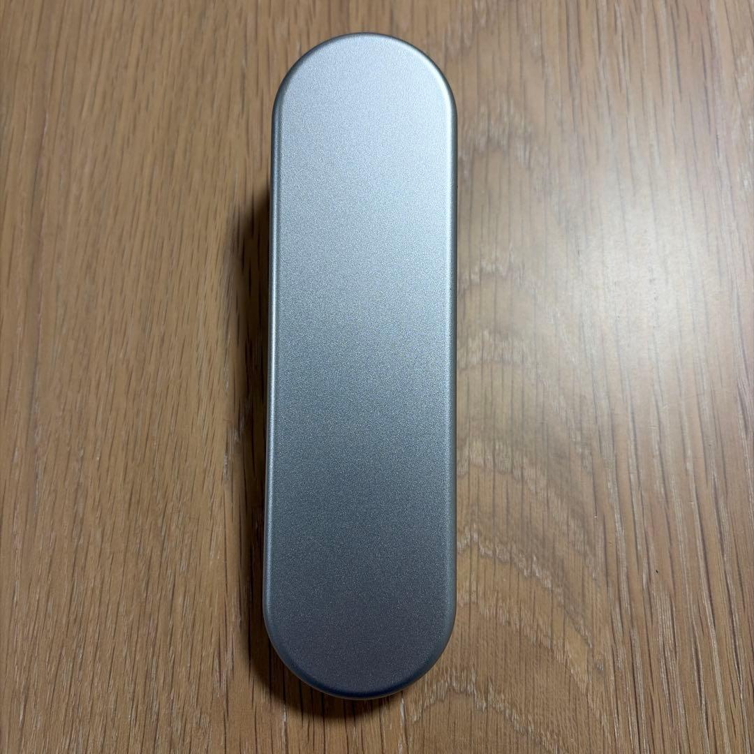 ‼️SALONIA ‼️スカルプブラシ シルバー　本体のみ