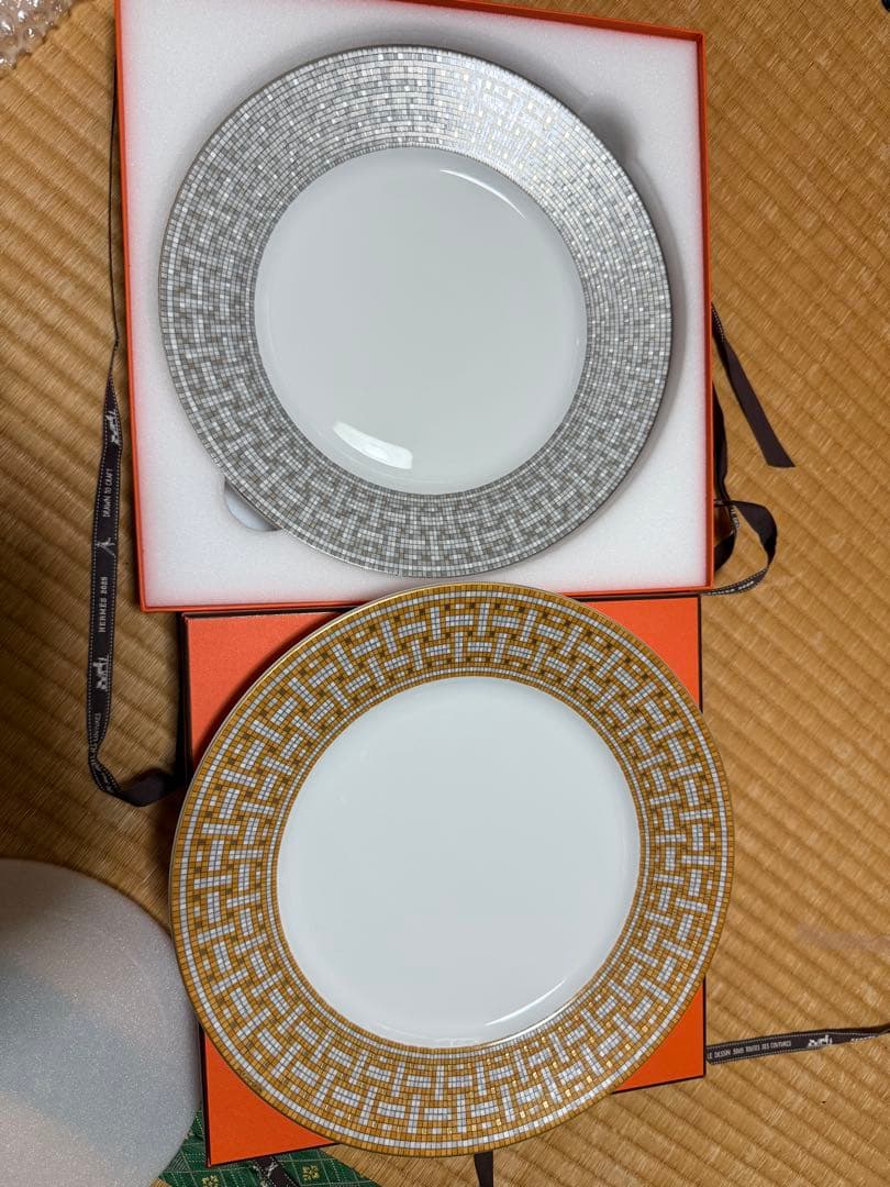 新品エルメスHERMES ディナープレートモザイク 24 セット 2枚