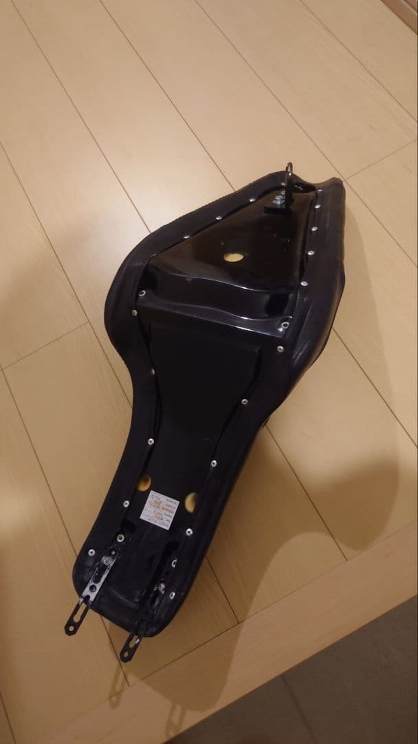 ヤマハ　bolt 社外シート