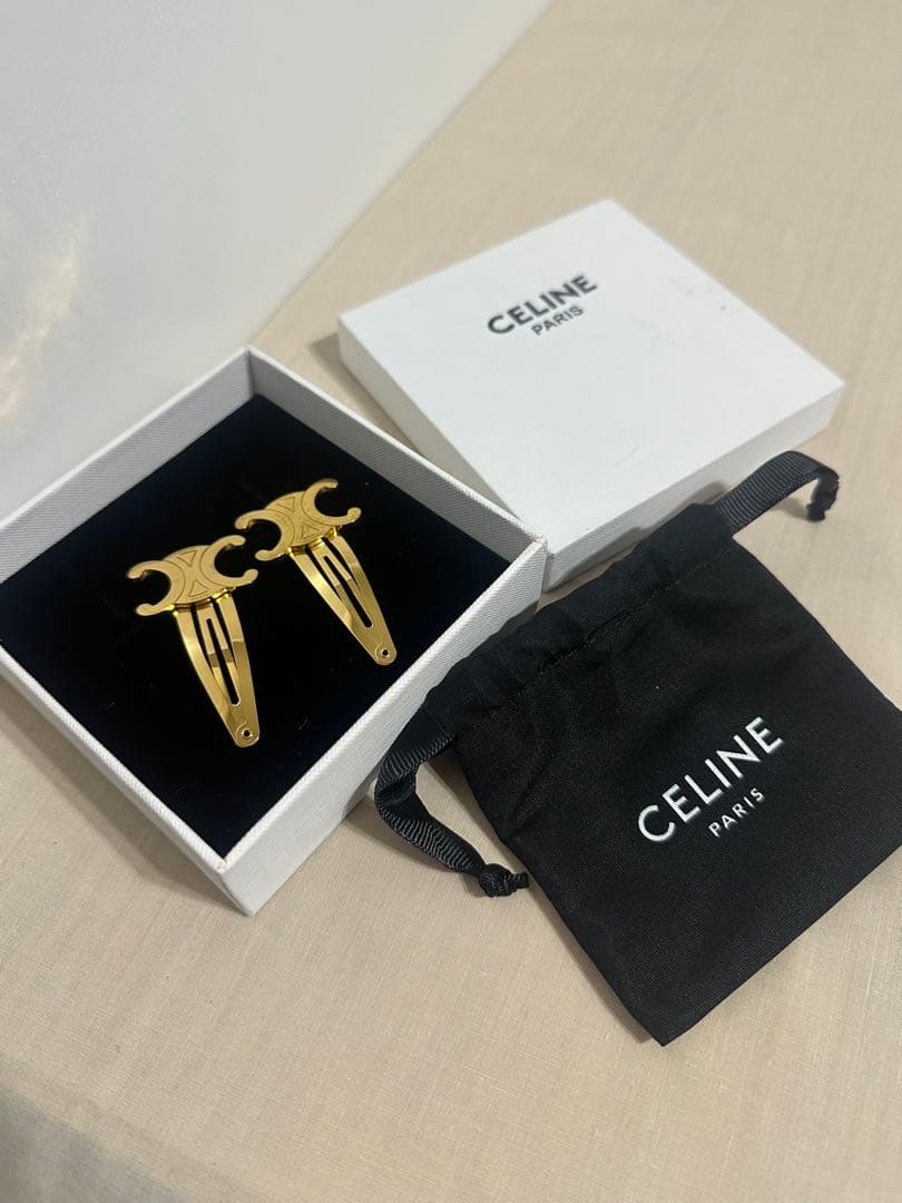 sr セリーヌ　アクセサリー　ヘアクリップ　目立つ汚れ傷あり