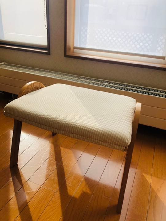 【カンディハウス／ストライプシリーズ】オットマン｜補助テーブルとしても◎