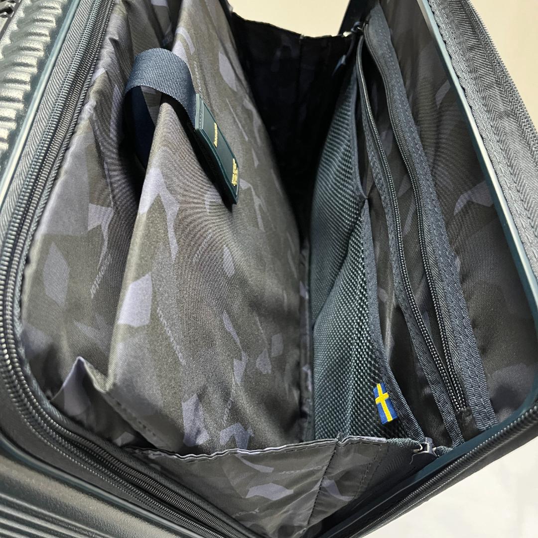 極美品 イノベーター スーツケース ポリカーボネイト 機内持ち込み ネイビー