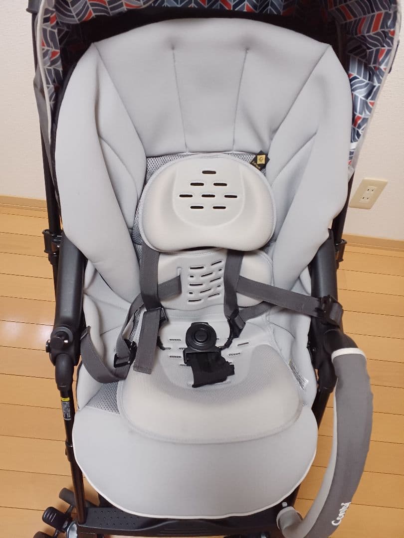 s*1様 コンビ　スゴカルαオート4キャスcompact 　ベビーカー