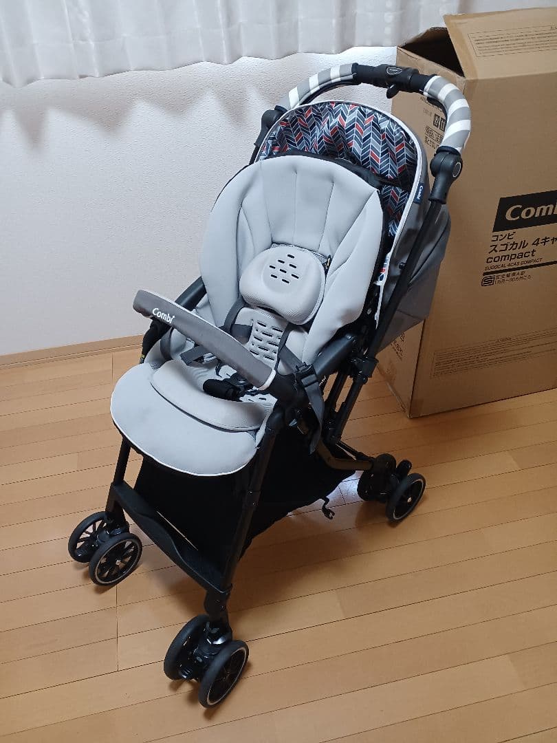 s*1様 コンビ　スゴカルαオート4キャスcompact 　ベビーカー