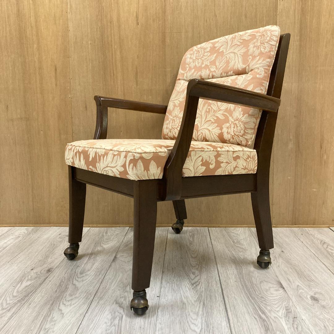 【飛騨産業】キツツキ　アームチェア　ダイニングチェア　キャスター付き A