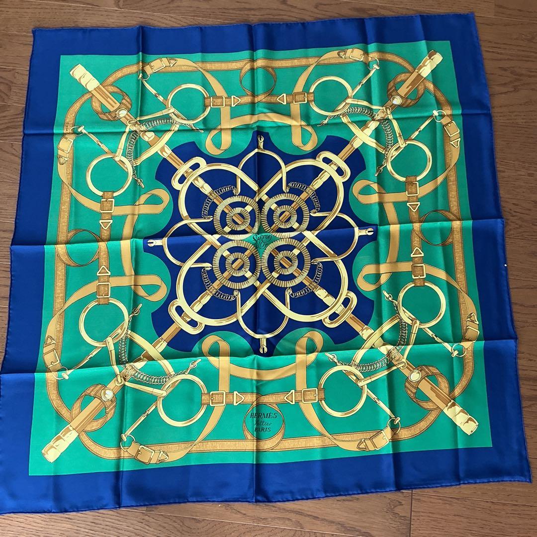 HERMES シルクスカーフ