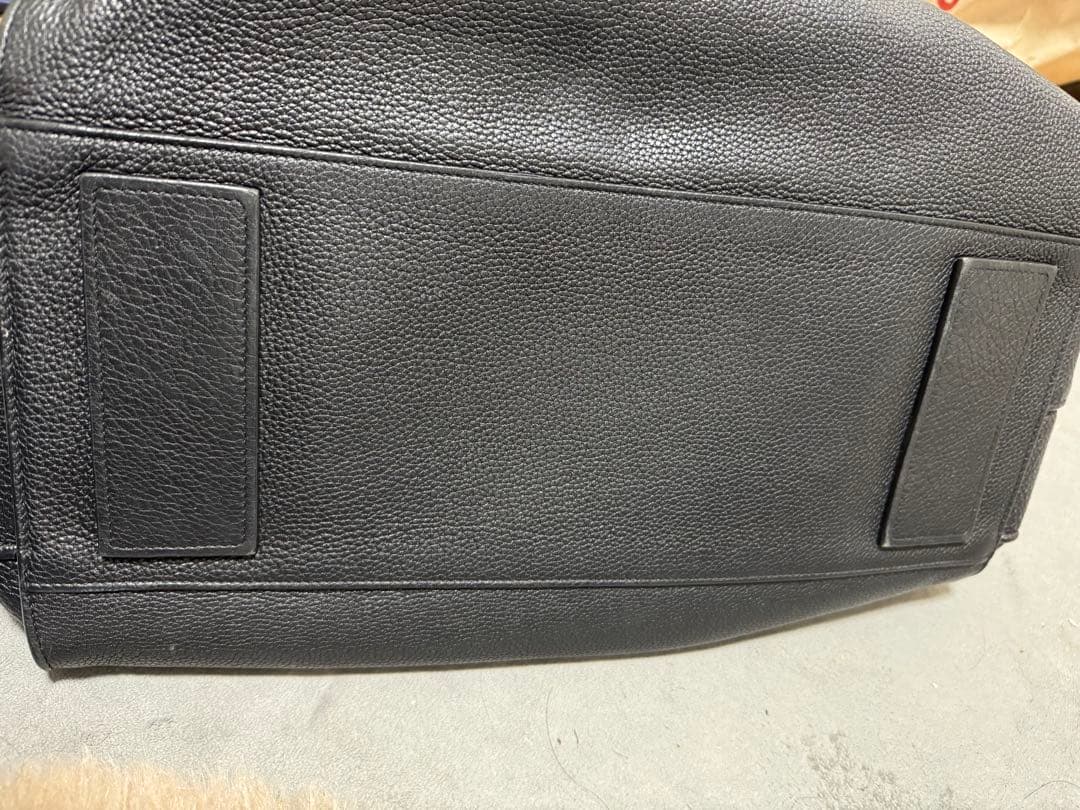サンローラン 2way ショルダー サックドジュール ラージ　黒