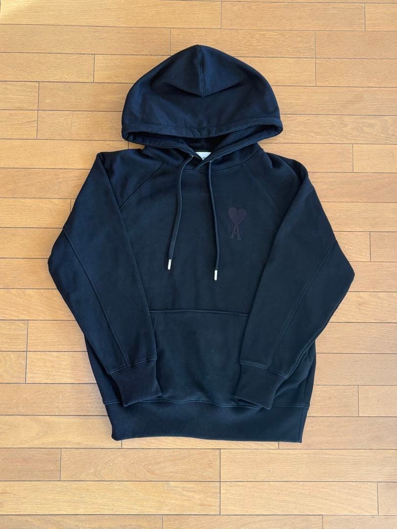 n*n様 美品‼️AMI PARIS アミパリス ブラック drip トレーナー