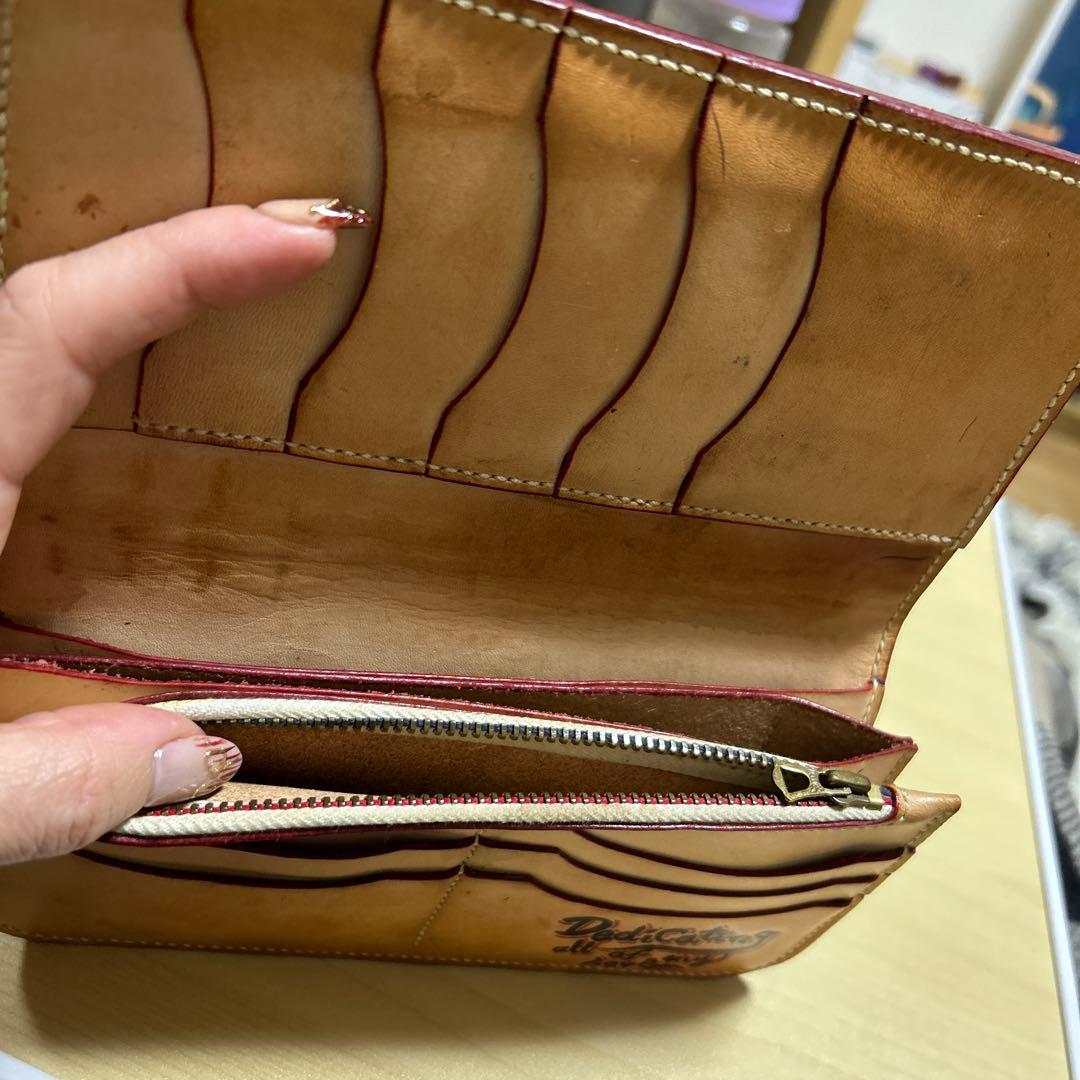 花柄レリーフ長財布 カービング本革長財布