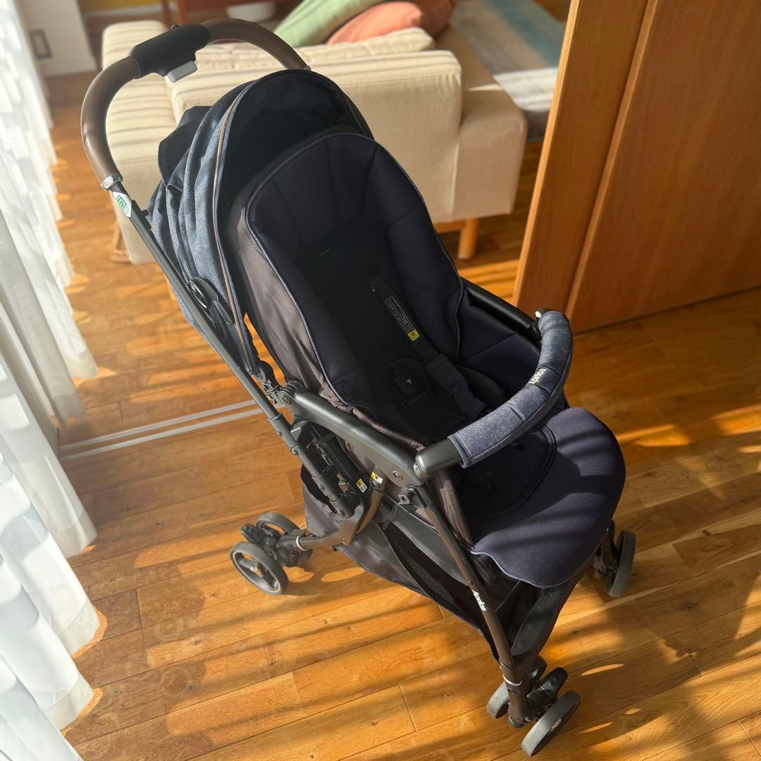 アップリカ ベビーカー ラクーナクッションフリー オート4 クッション フリー