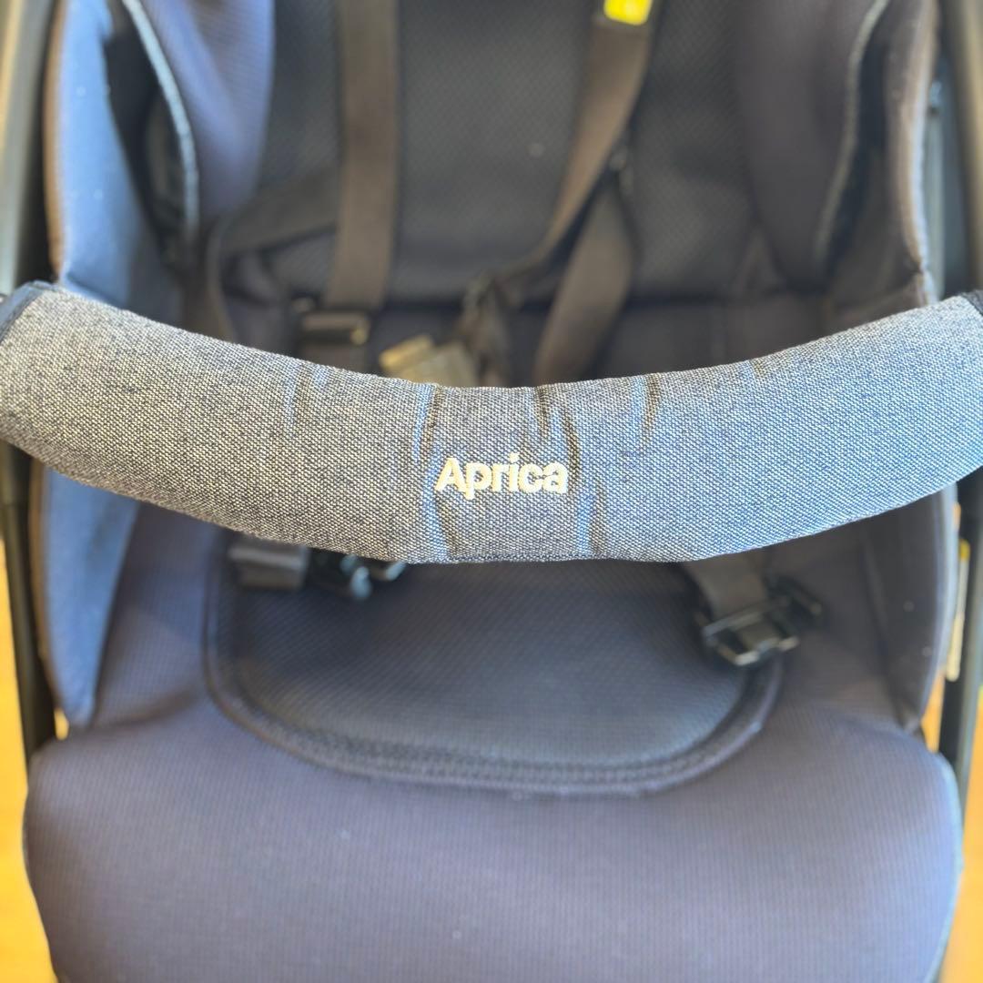 アップリカ ベビーカー ラクーナクッションフリー オート4 クッション フリー