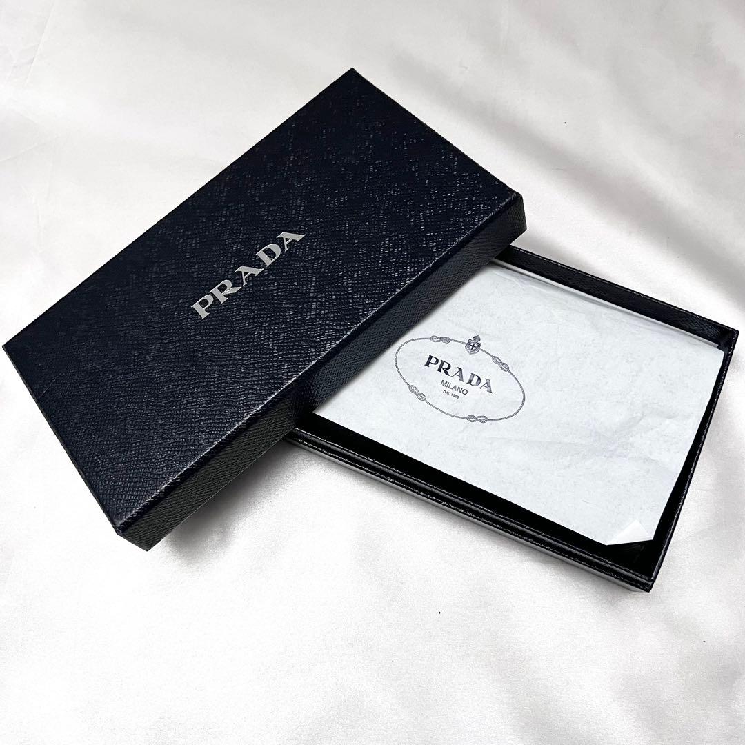 ◇箱付き極美品◇プラダ　サフィアーノレザー長財布　ロゴ金具　ブラック
