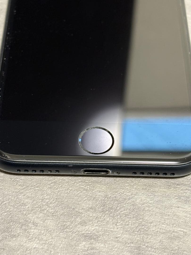 iPhoneSE第3世代64GB SIMフリー　美品