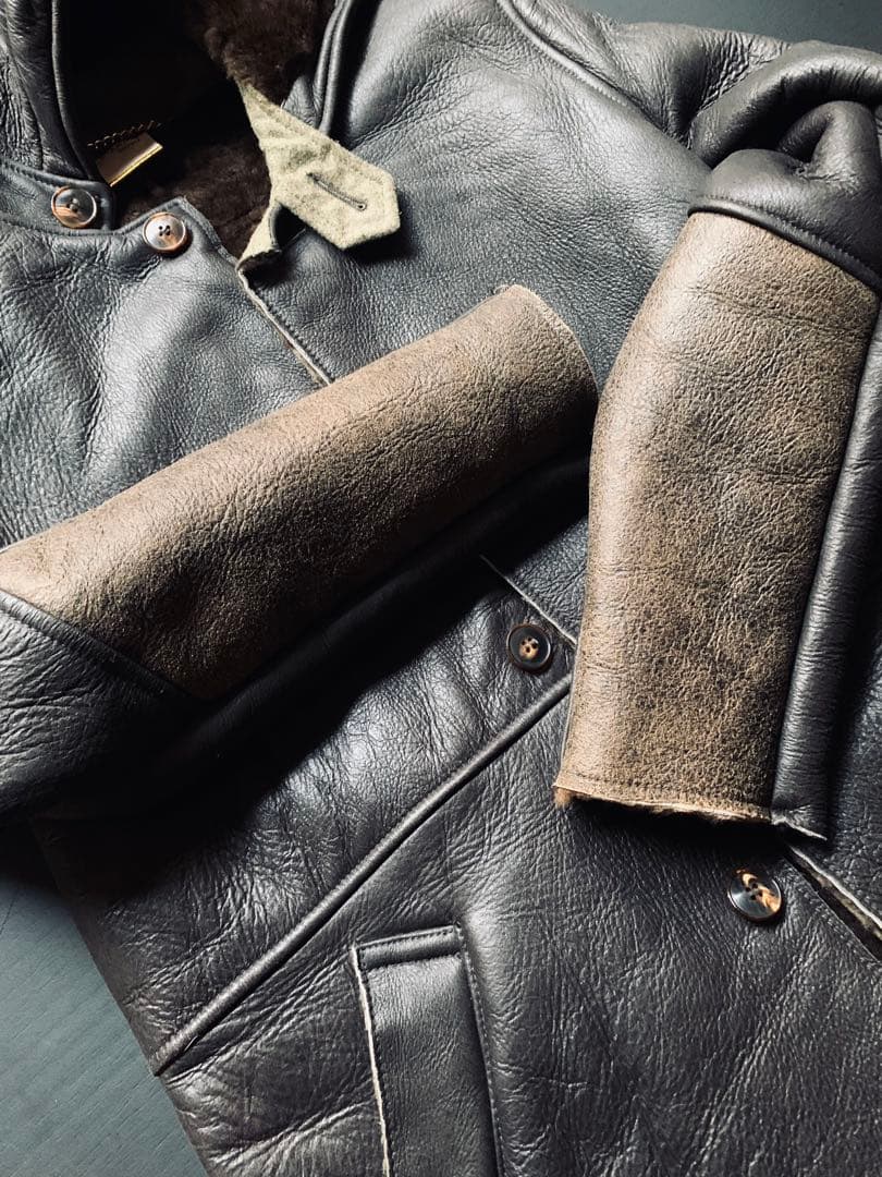 D’AMICO bologna. 革名人が生むモードなムートンコート