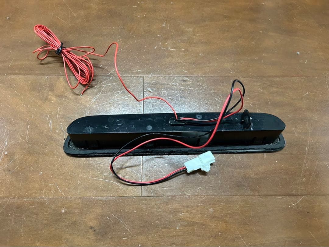 ハイエース200系　テールランプ　LEDハイマウントストップランプ　 2点セット