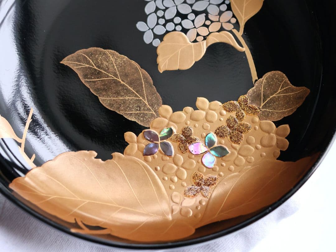 【MB189】天然木漆塗 紫陽花と葵 金蒔絵 螺鈿入 黒塗 煮物椀 二客 昭和期