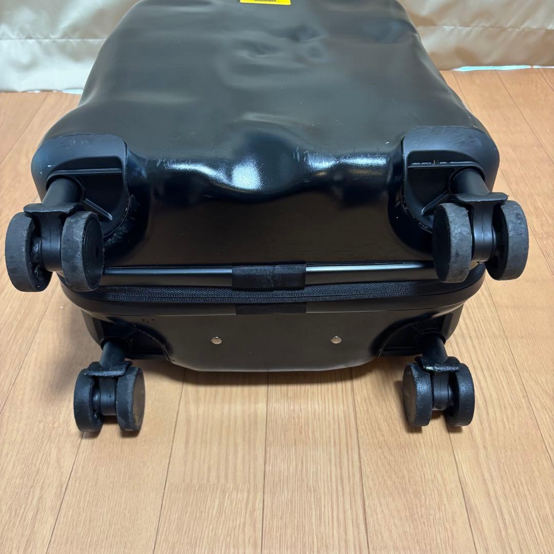 CRASH BAGGAGE スーツケース 40L 機内持込可 軽量 特殊デザイン