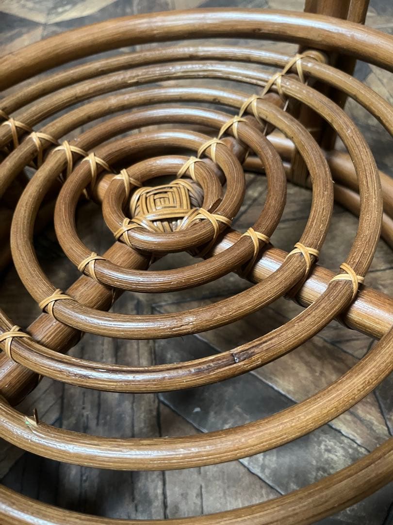 ラタン ガラステーブル 昭和レトロ インテリア 当時物 籐 アンティーク 丸