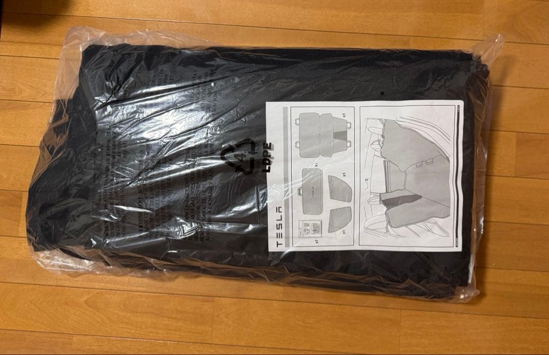 【未使用品】TESLA純正 ペットシートカバー（Model S/3/Y対応）