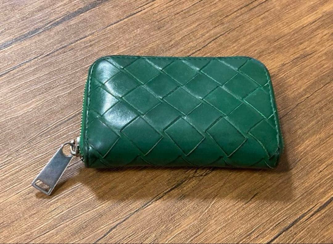 BOTTEGA VENETA ケース（グリーン）