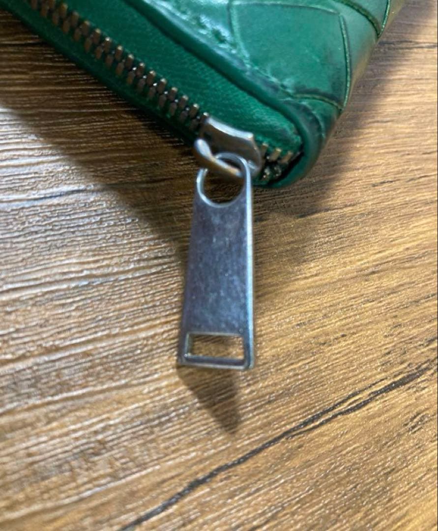 BOTTEGA VENETA ケース（グリーン）