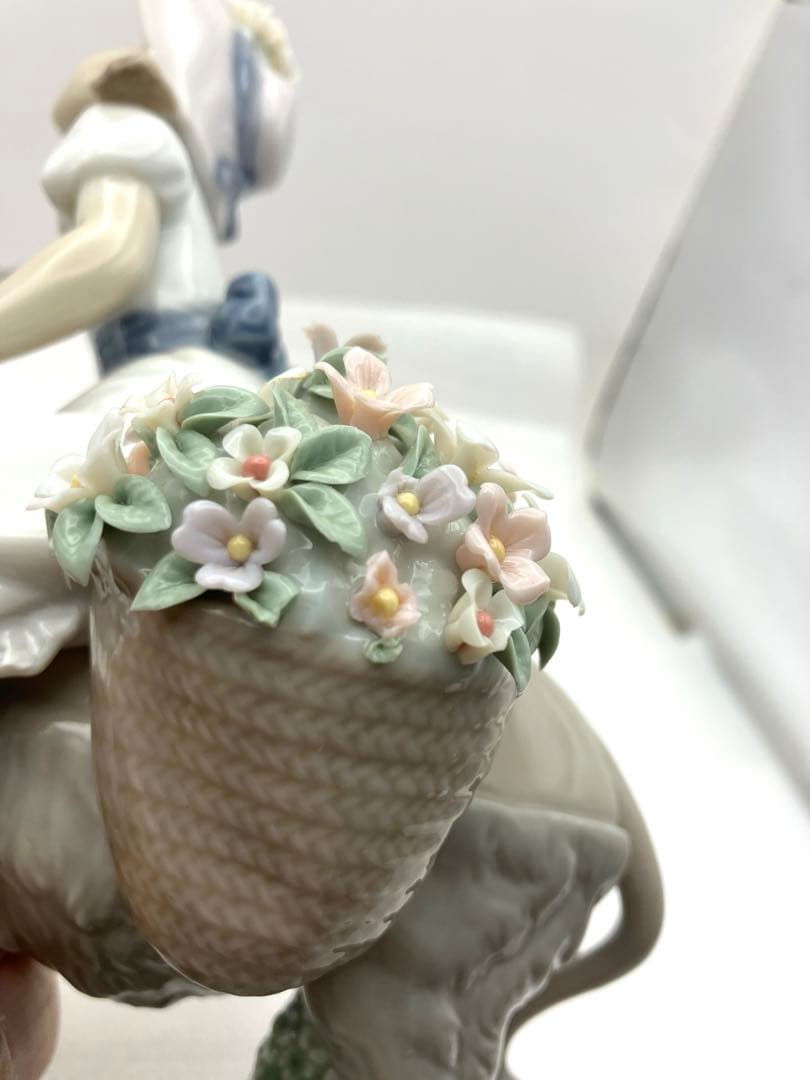 Lladro リヤドロ ロバに乗った少女　フィギュリン 置物