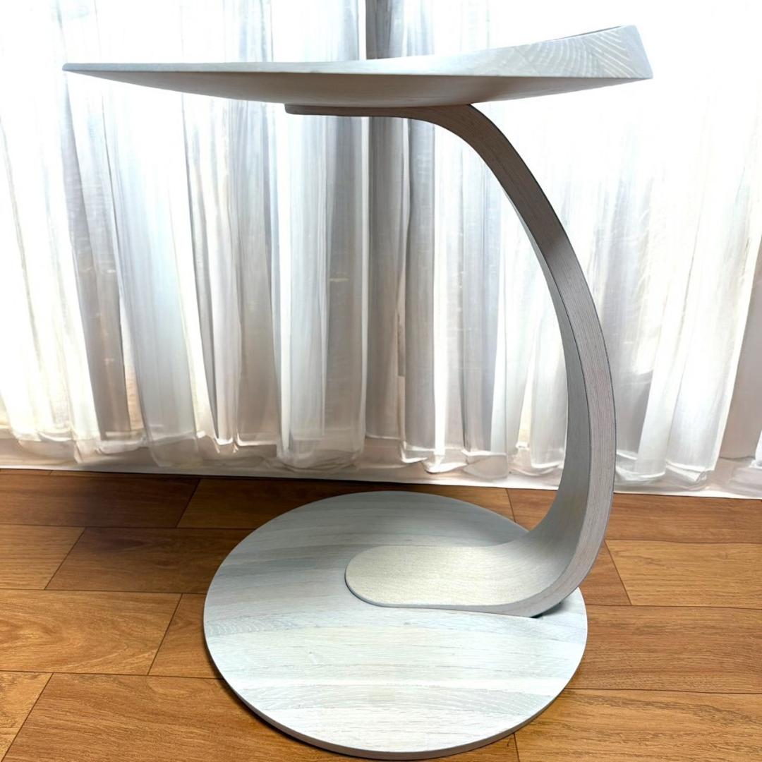☆美品 カリモク家具 TU0102 シアーホワイト サイドテーブル 高さ66cm