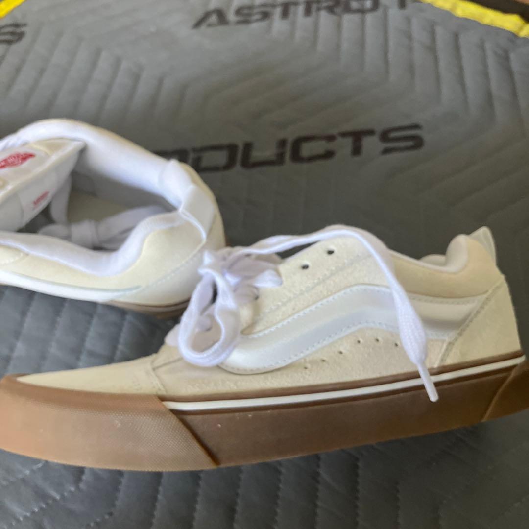 バンズ　ニュースクール