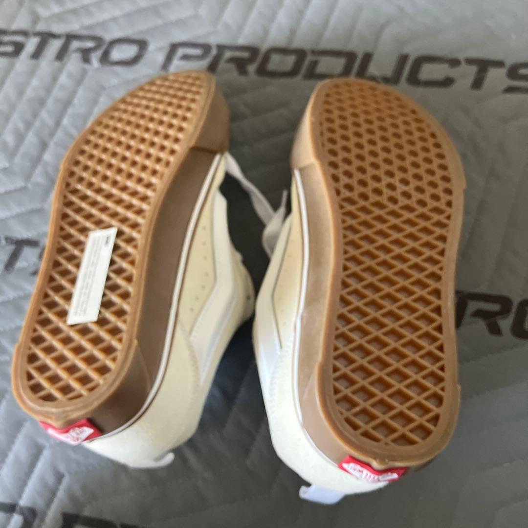 バンズ　ニュースクール