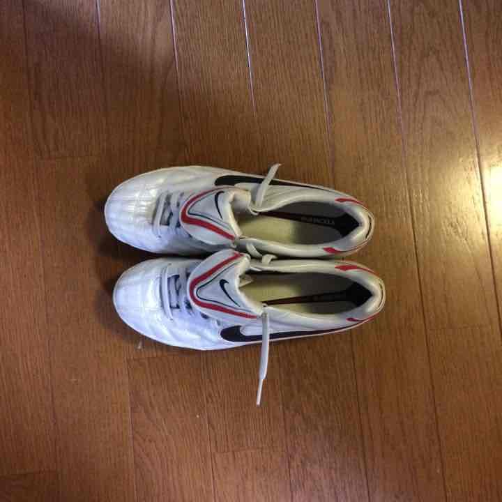 ナイキティエンポサッカースパイク