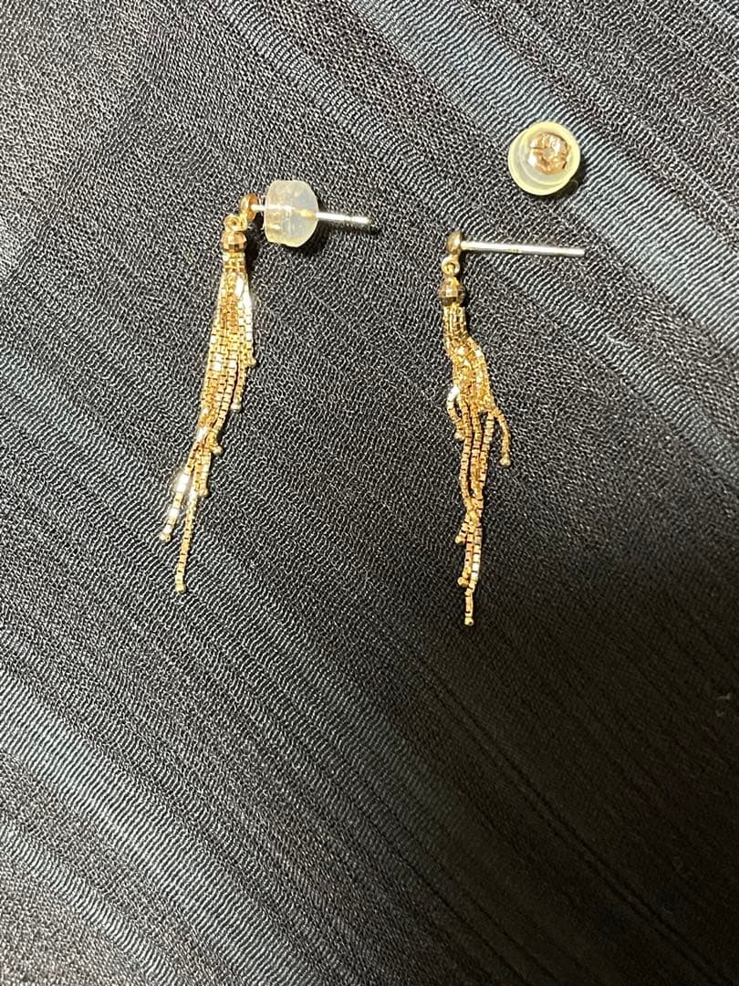 K18 ピアス　タッセルが可愛い