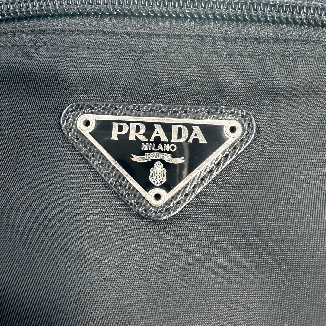PRADA プラダ　バニティポーチ　ブラック